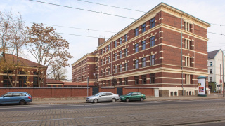 l_breit-1 Hoffmann & Hofmann – Bildung & Erziehung – Schule