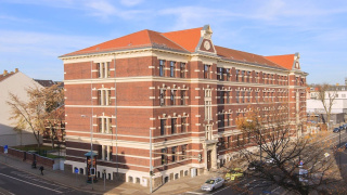 l_breit-3 Hoffmann & Hofmann – Bildung & Erziehung – Schule